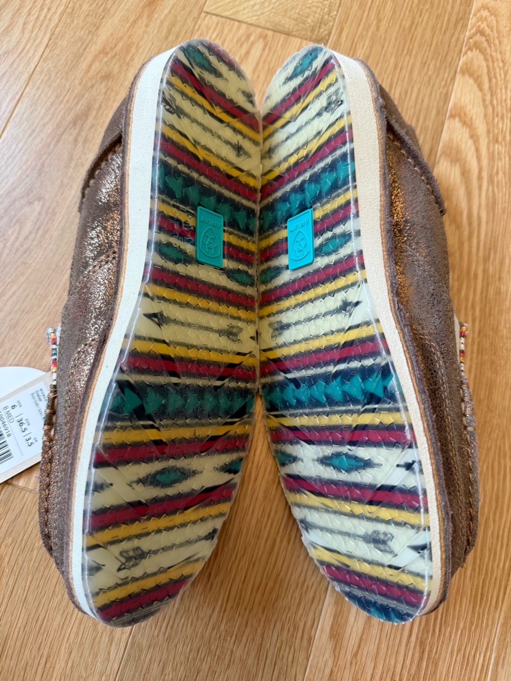 Ariat Women’s Cruiser Slip-On Loafer | Rose Gold Aztec Arrow Print | Size 6 NWT - Picture 6 of 7
